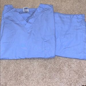 Lavender/Light indigo scrub set.